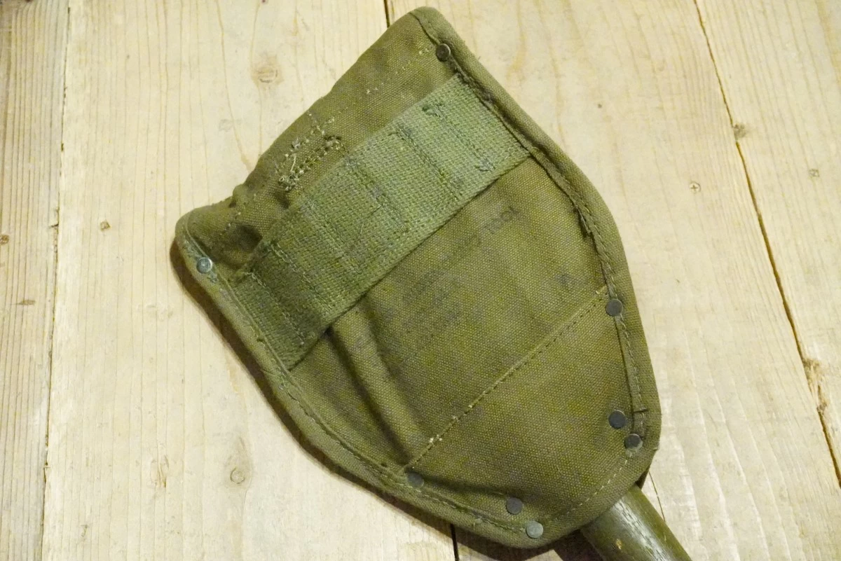 U.S.ARMY Intrenching Tool Folding 1952年 used