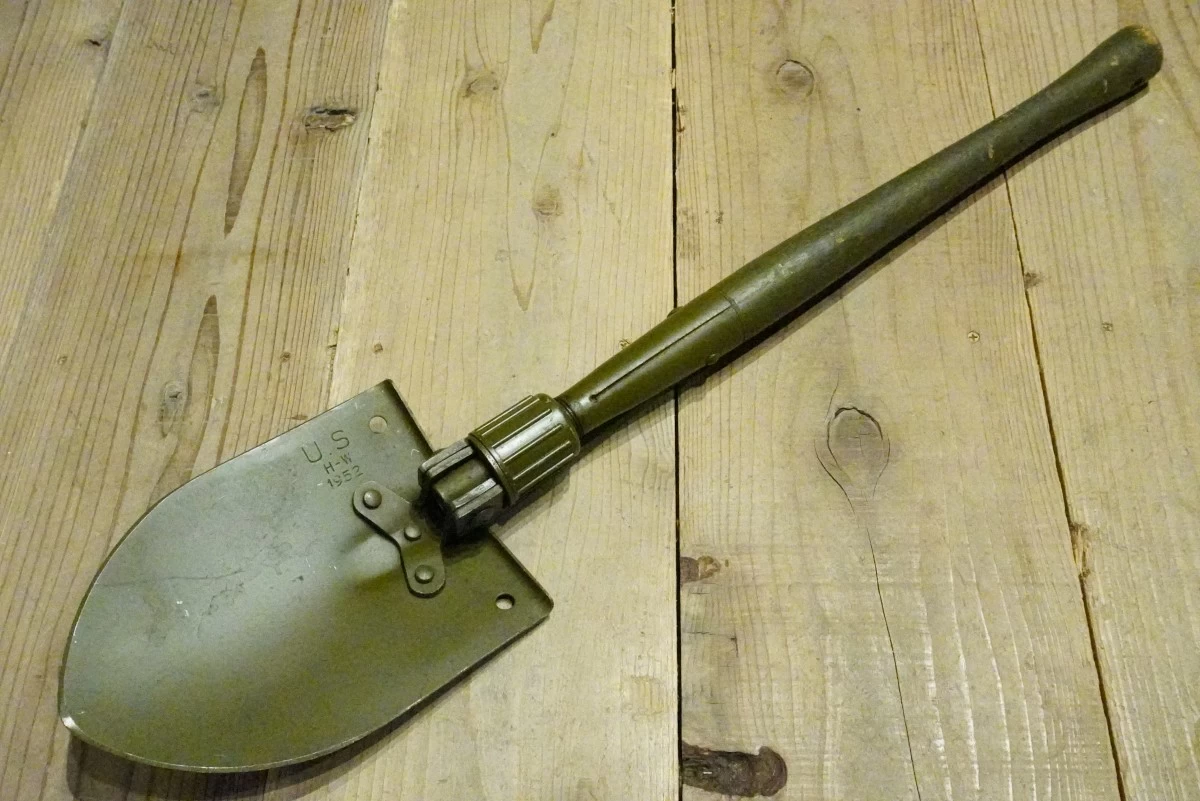 U.S.ARMY Intrenching Tool Folding 1952年 used