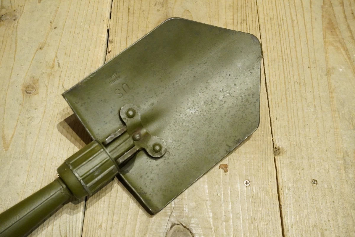 U.S.ARMY Intrenching Tool Folding 1944年 used