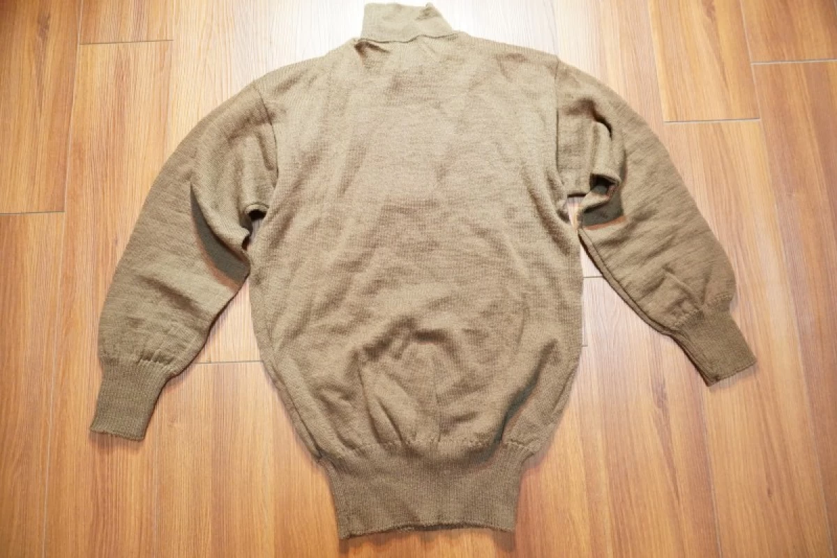 U.S.ARMY Sweater 100%Wool 1988年 sizeL used