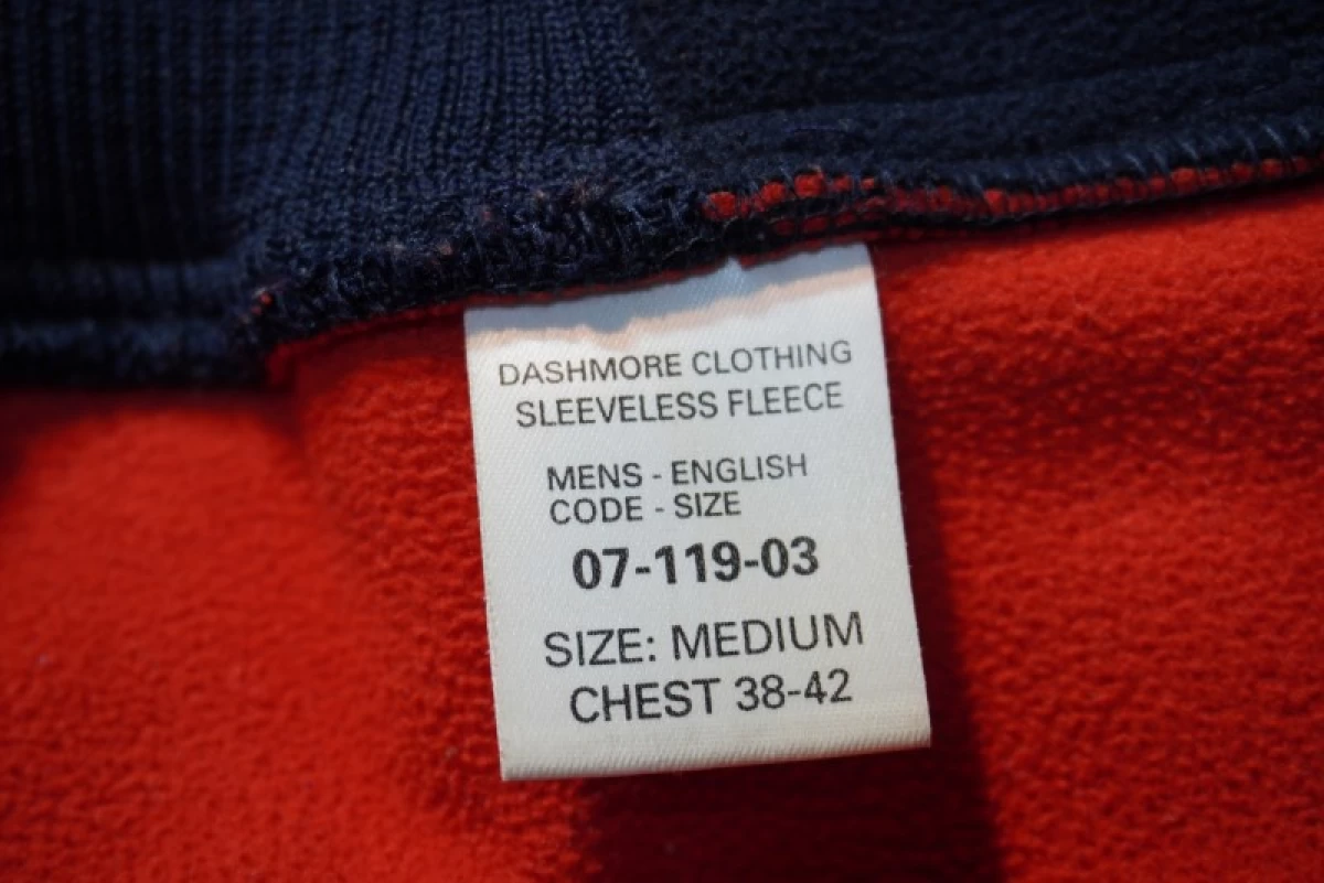 U.K.ROYAL MAIL Fleece Vest sizeL? used?