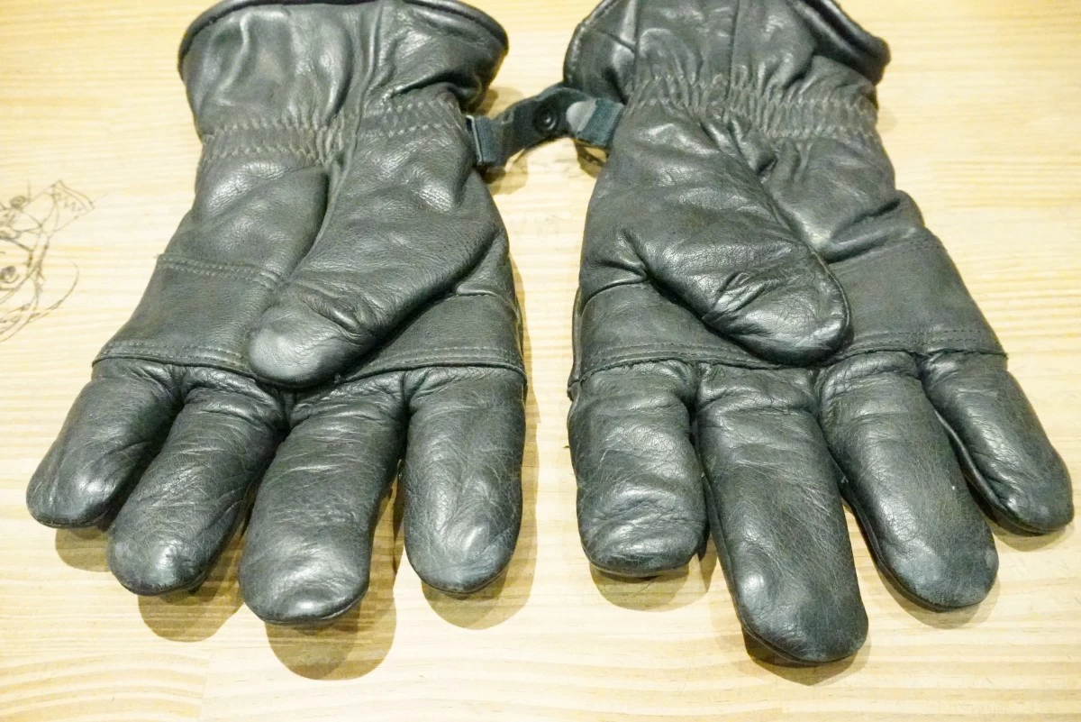 U.S. Leather Gloves Intermediate Cold/Wet Weather sizeL used