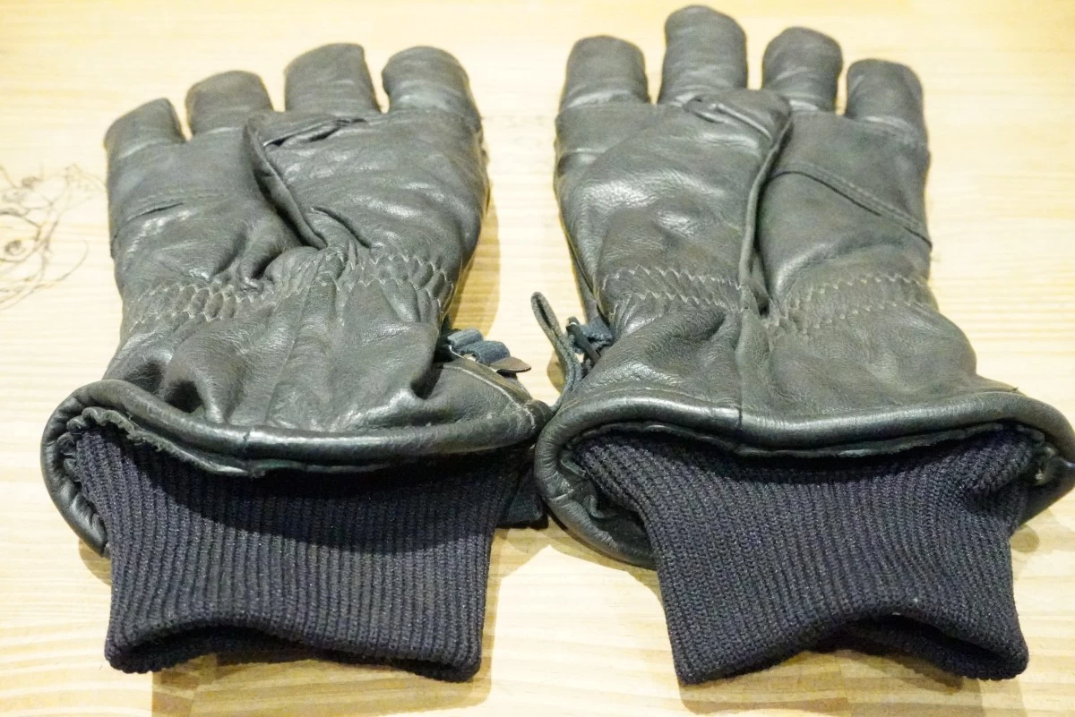 U.S. Leather Gloves Intermediate Cold/Wet Weather sizeL used