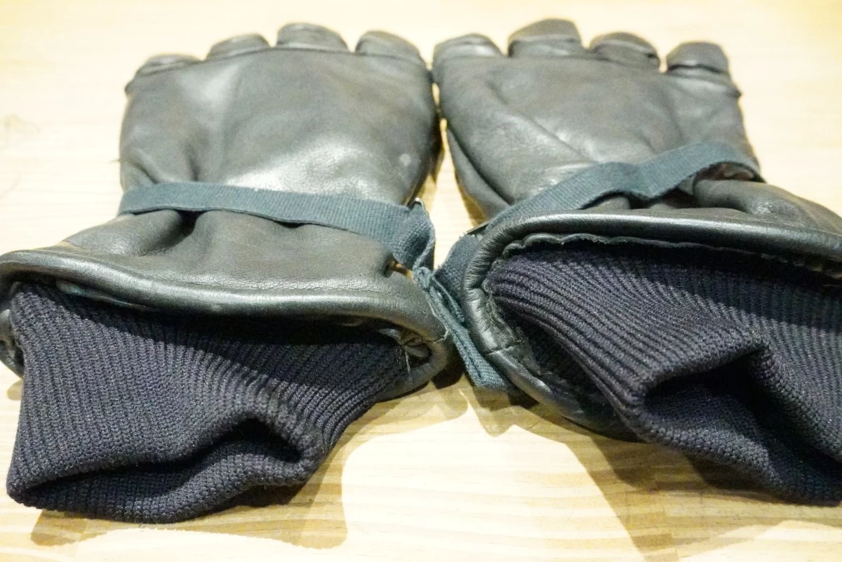 U.S. Leather Gloves Intermediate Cold/Wet Weather sizeL used