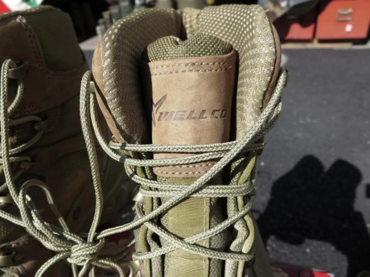 U.S.ARMY Boots Combat Hiker size10.5 used