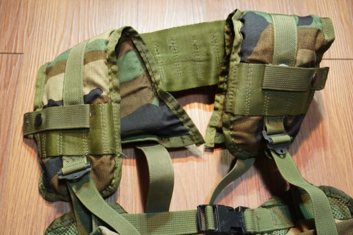 U.S.Vest Tactical Load Bearing Enhanced used