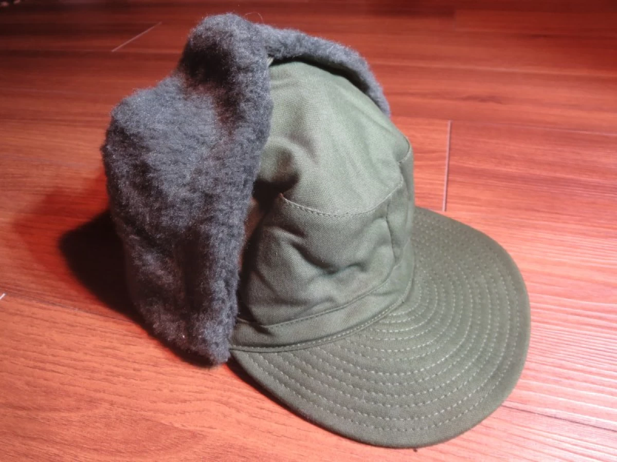 SWEDEN Cap Cold Weather sizeXS? used?