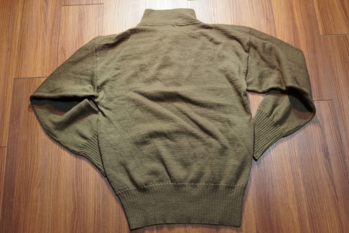 U.S.ARMY Sweater 100%Wool 1986年 sizeL used