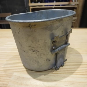 U.S.Cup for Canteen M-1910? 1943年 used