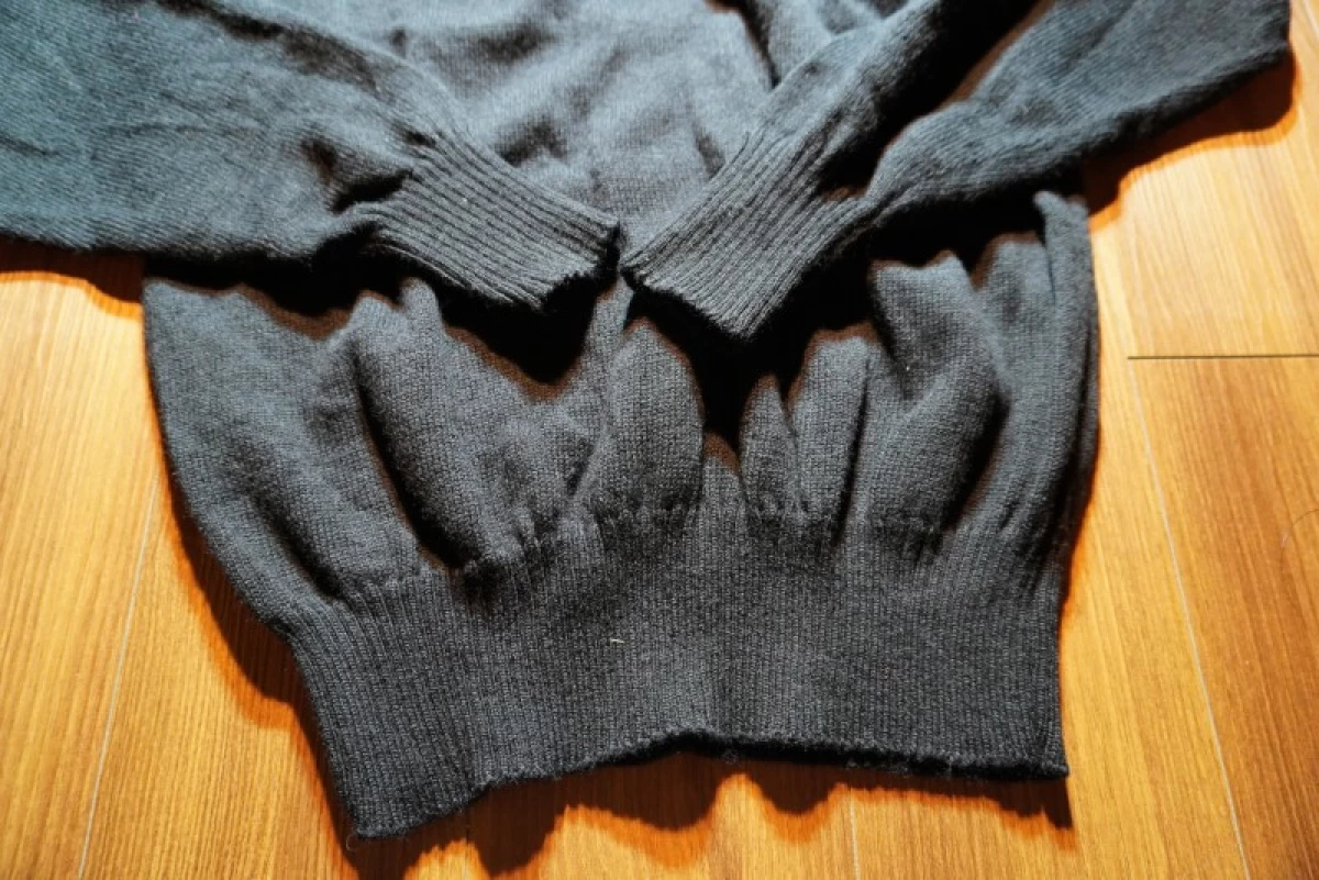 U.S.NAVY Sweater 100%Wool sizeL used?