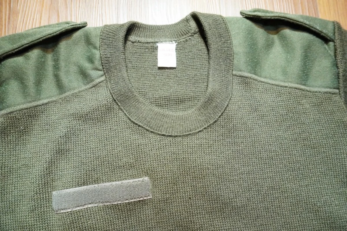 FRANCE Command Sweater size112(XL?) used