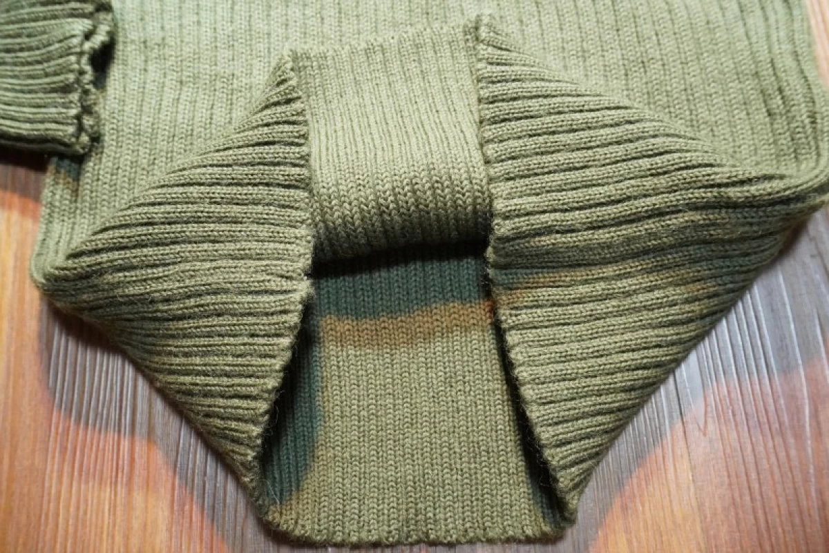 U.K.Sweater Combat Wool? size106(sizeL) used