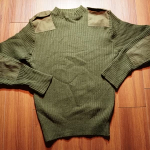U.S.Sweater 100%Wool 2008年 size42 used