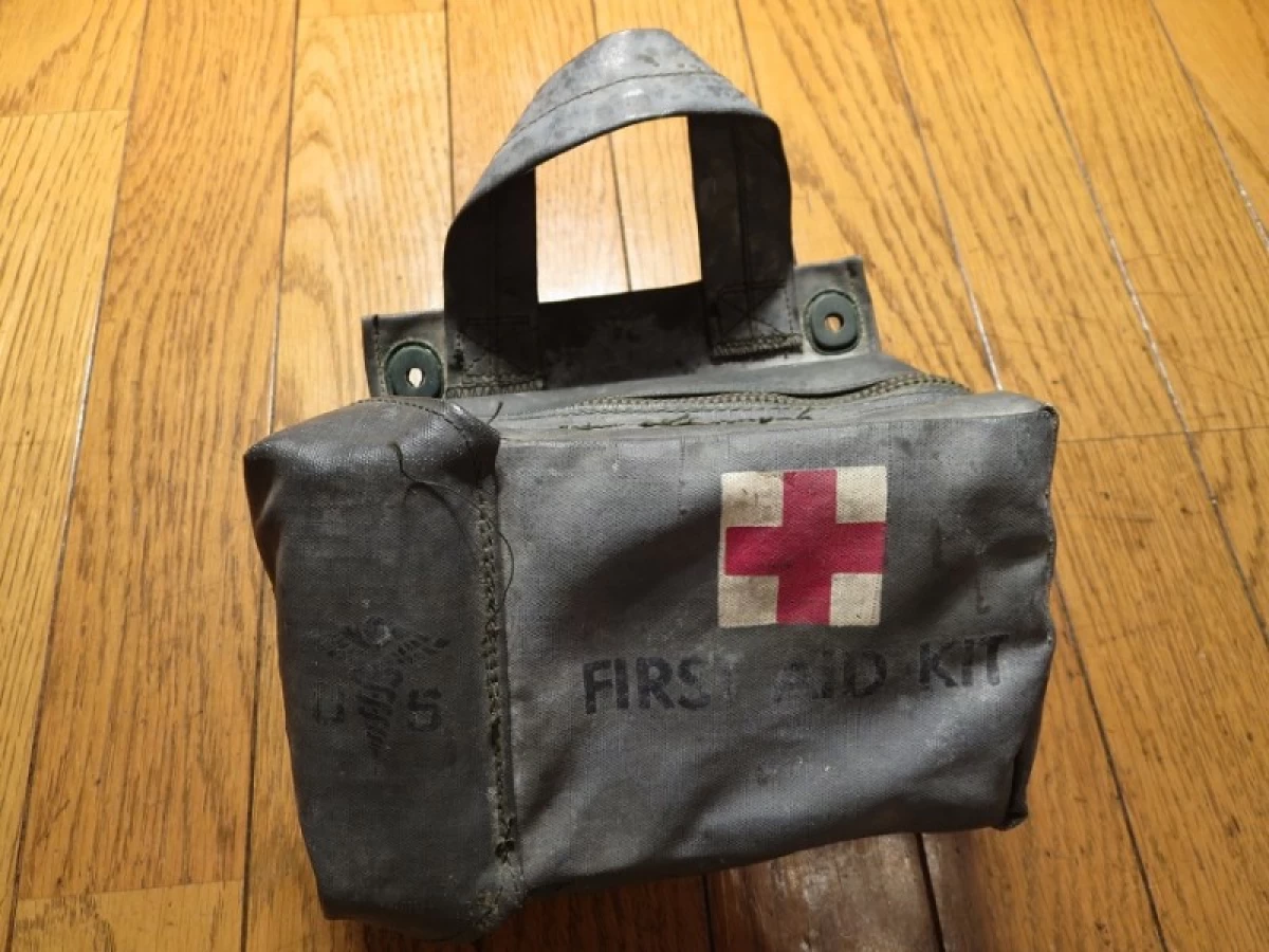 U.S.First Aid Kit Set for Combat Vehicle? 1970年代