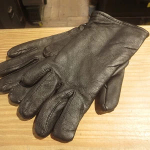 U.S.Leather Gloves Cold Weather size4(XS) used
