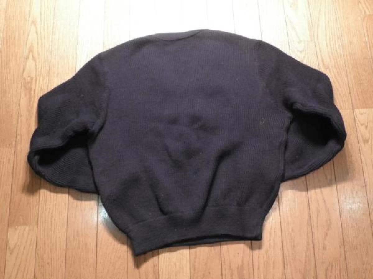 France Sweater V-Neck sizeL～XL? used