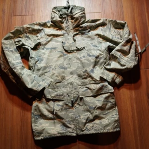 U.S.AIR FORCE Gore-Tex Parka sizeS-Regular used