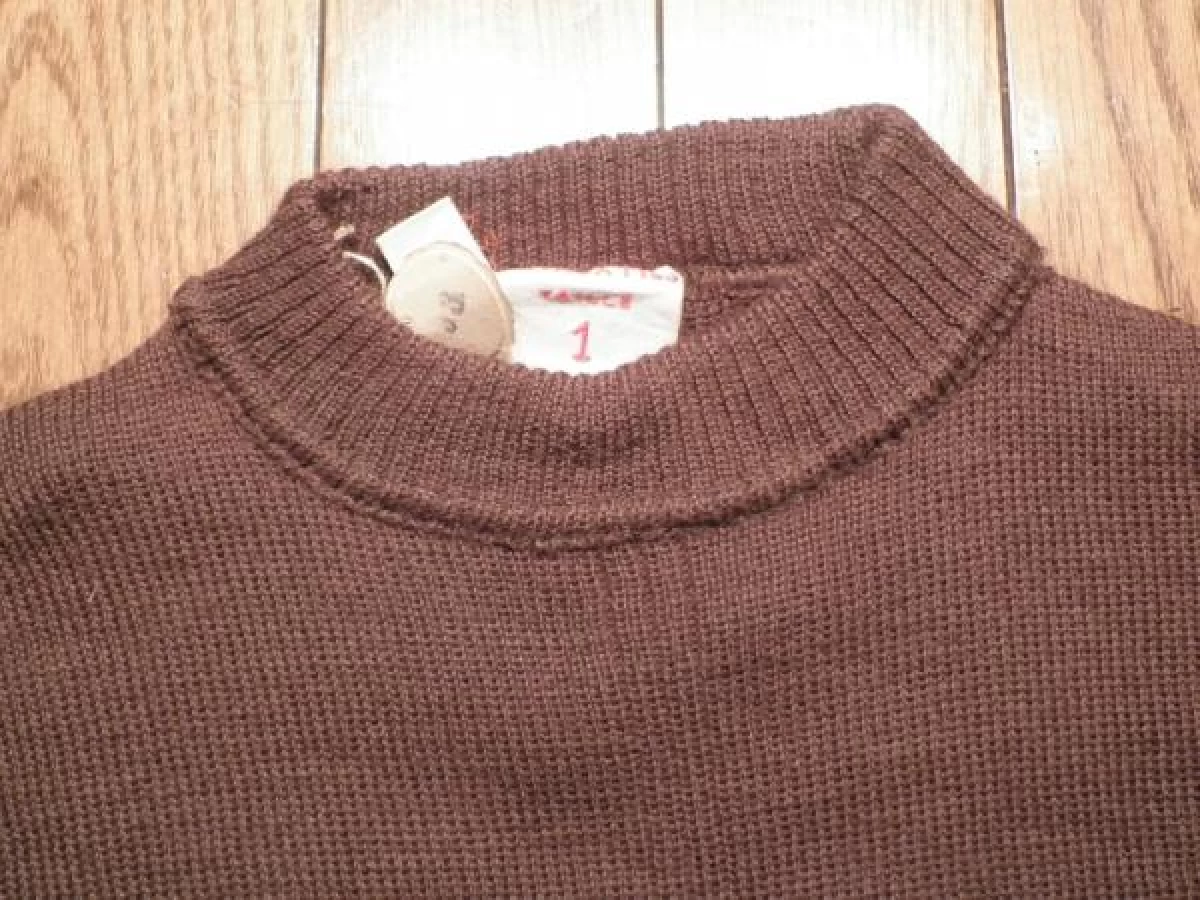 France Sweater sizeXS new?