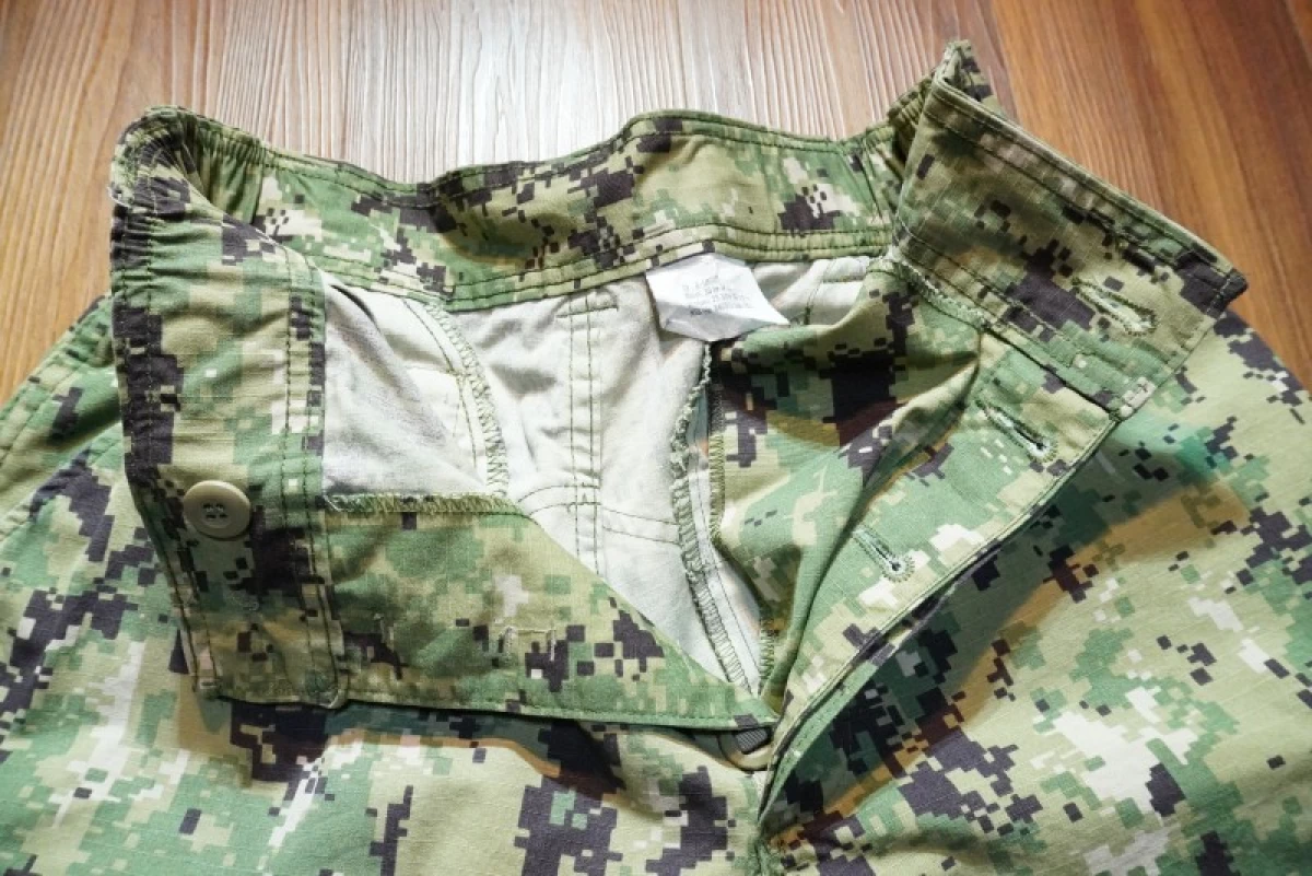 U.S.NAVY Trousers Uniform TypeⅢ size33-XShort used