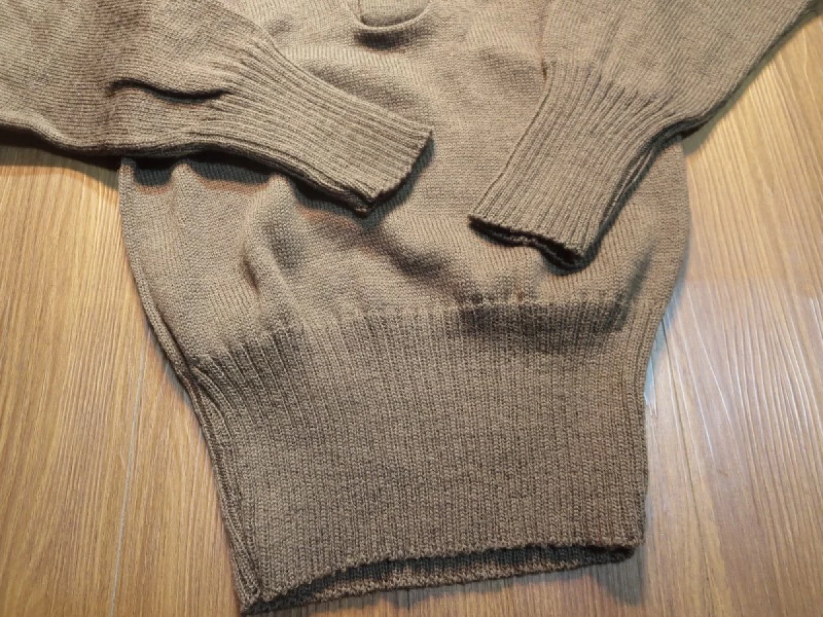 U.S.ARMY Sweater 100%Wool OD 1989年 sizeS new